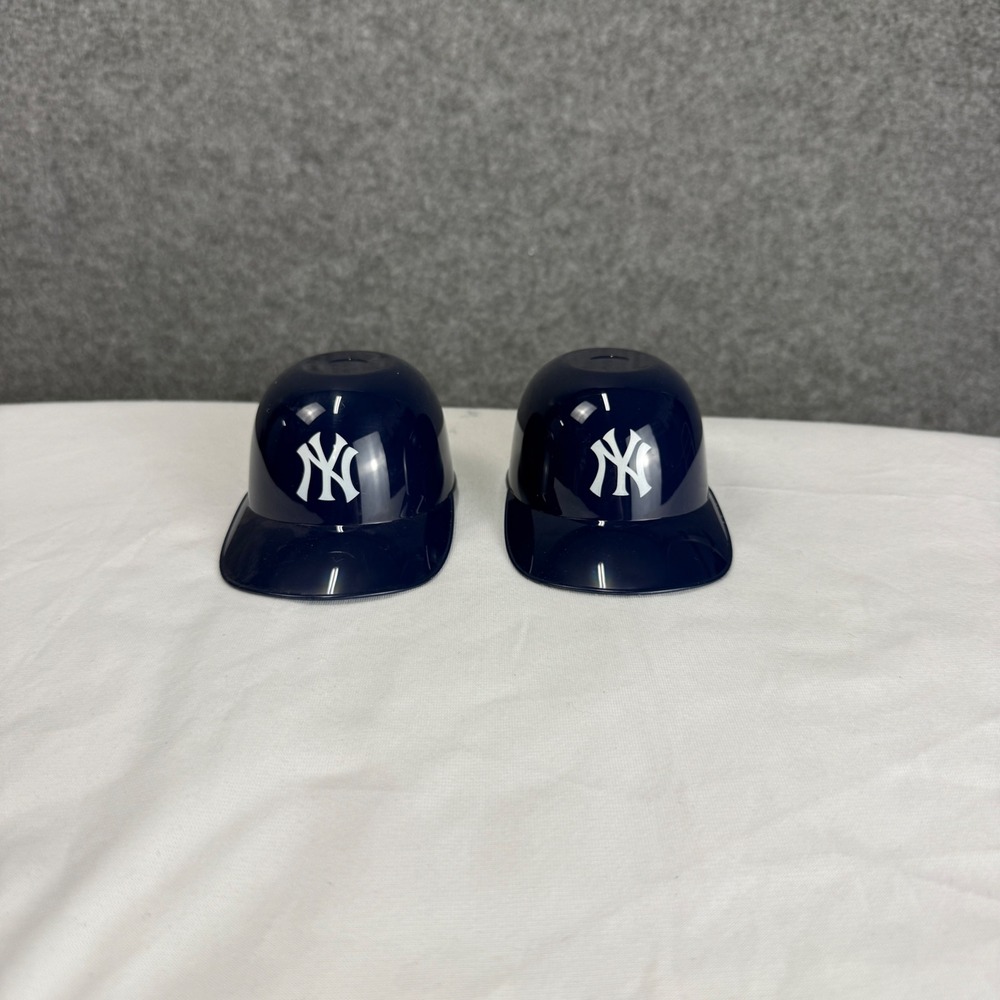 New York Yankees Mini Batting Helmet Ice Cream Snack Bowls Set of 2 Navy Blue